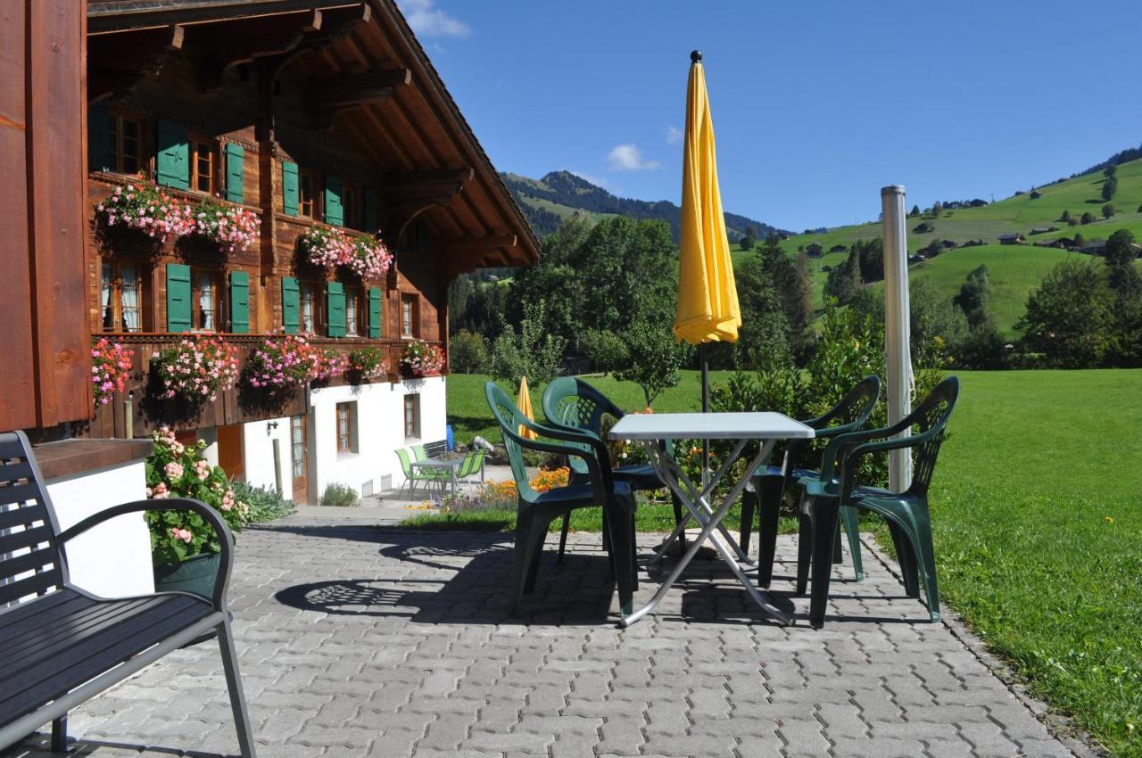Alpenchalet Weidhaus Gstaad: Versatile Alpine Lodging Options Exterior photo